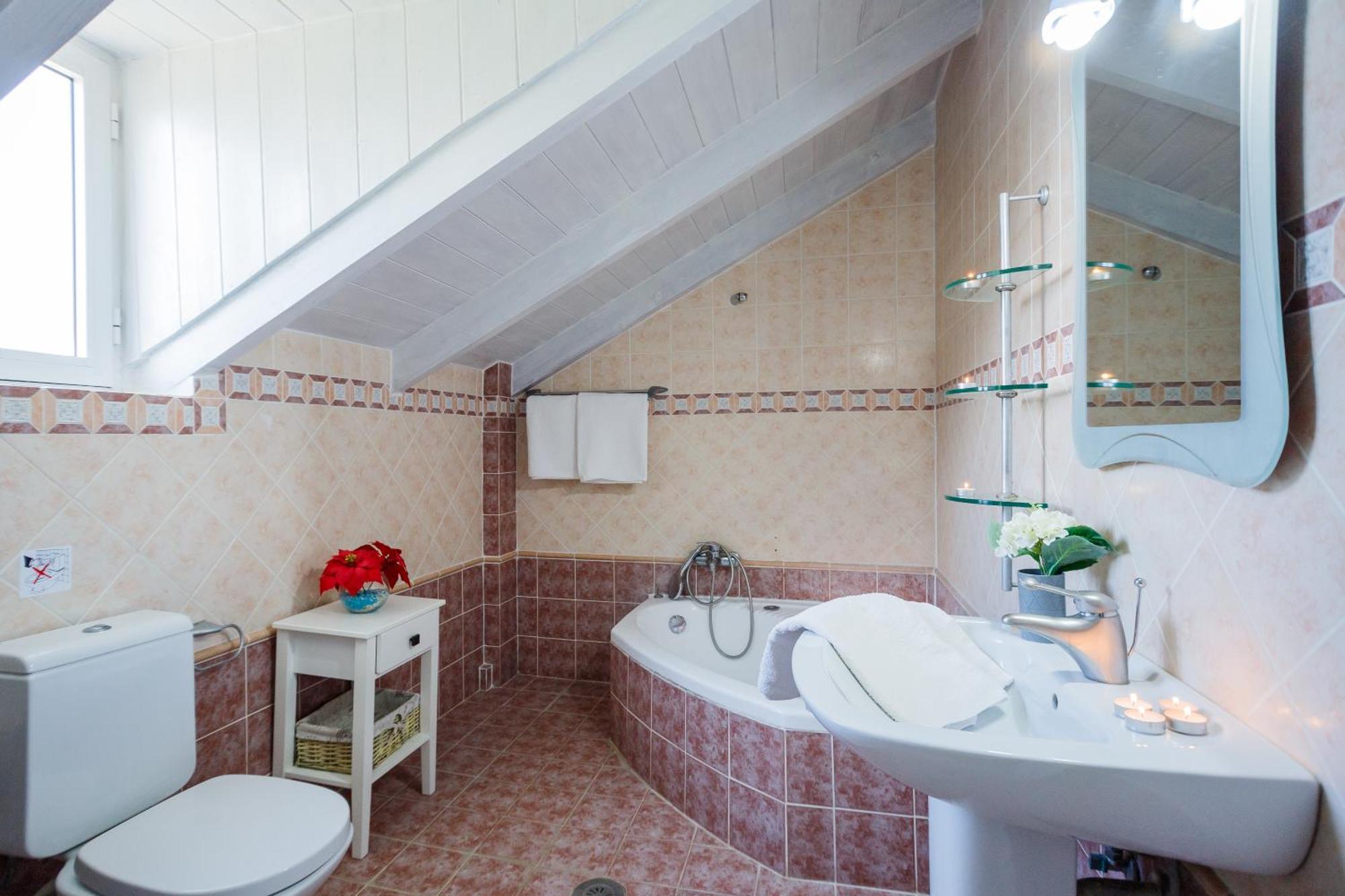 Tonias Houses - Thea House And Vrachos Attic Appartment اليكاناس المظهر الخارجي الصورة