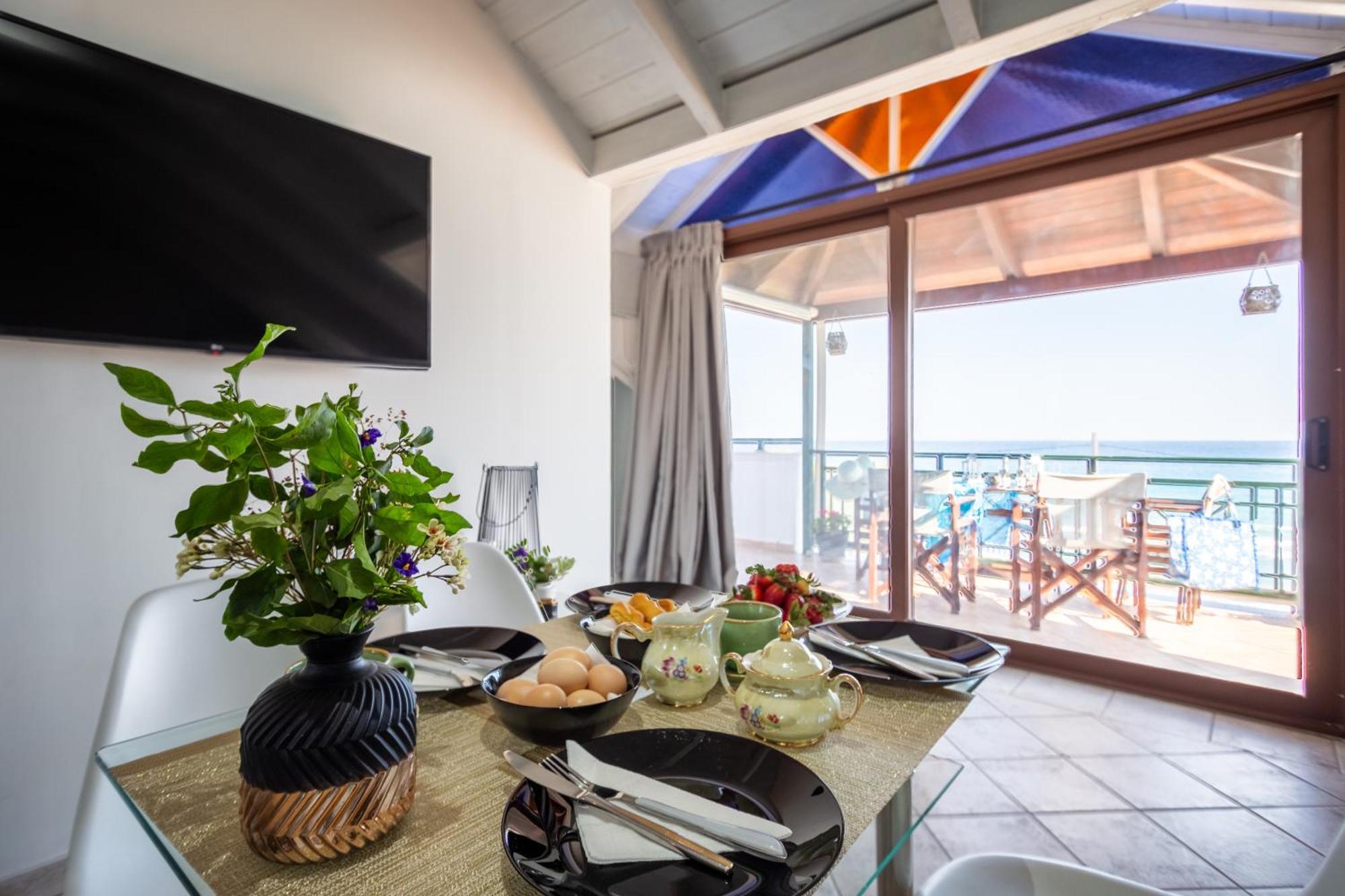 Tonias Houses - Thea House And Vrachos Attic Appartment اليكاناس المظهر الخارجي الصورة