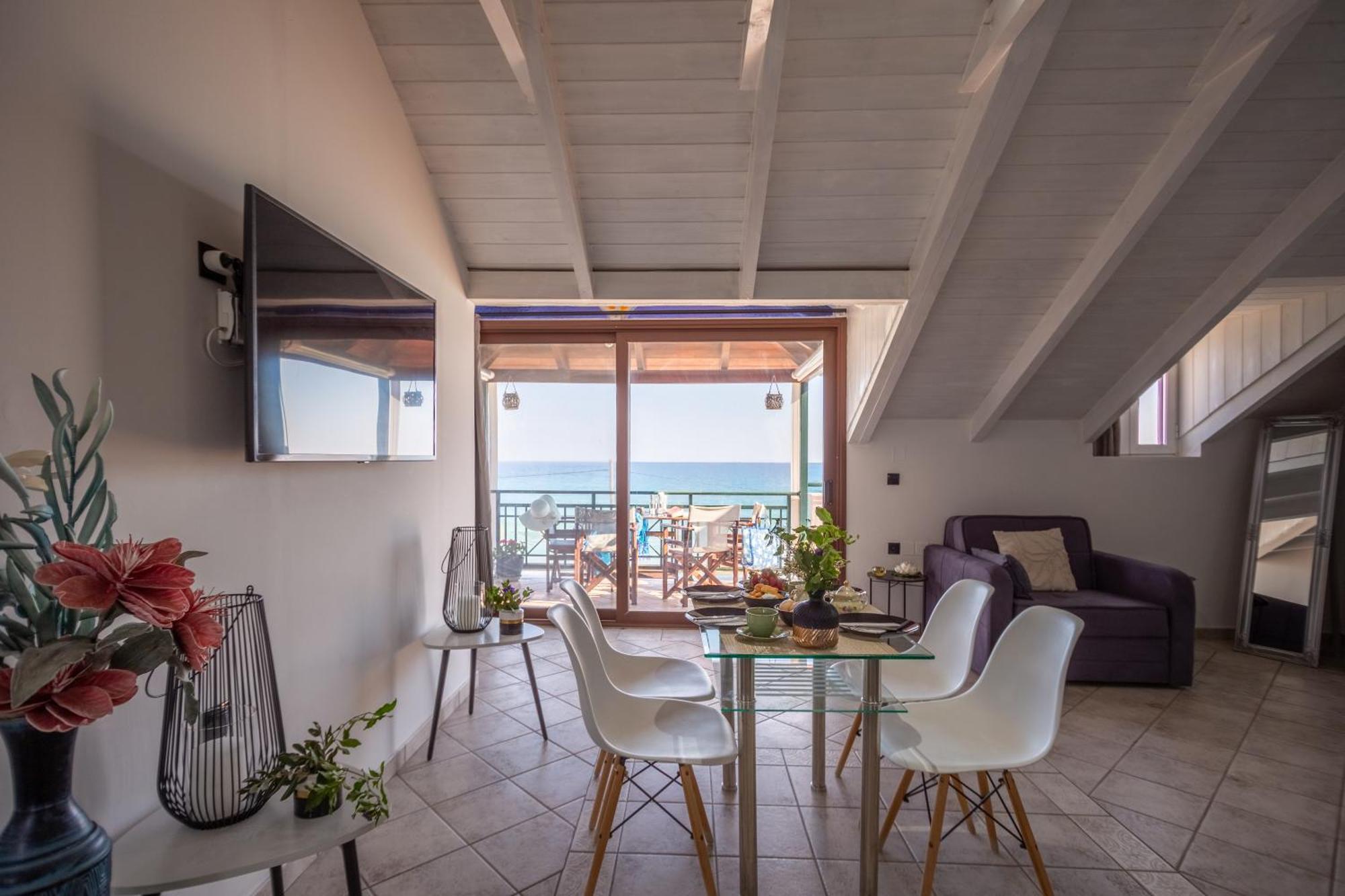 Tonias Houses - Thea House And Vrachos Attic Appartment اليكاناس المظهر الخارجي الصورة
